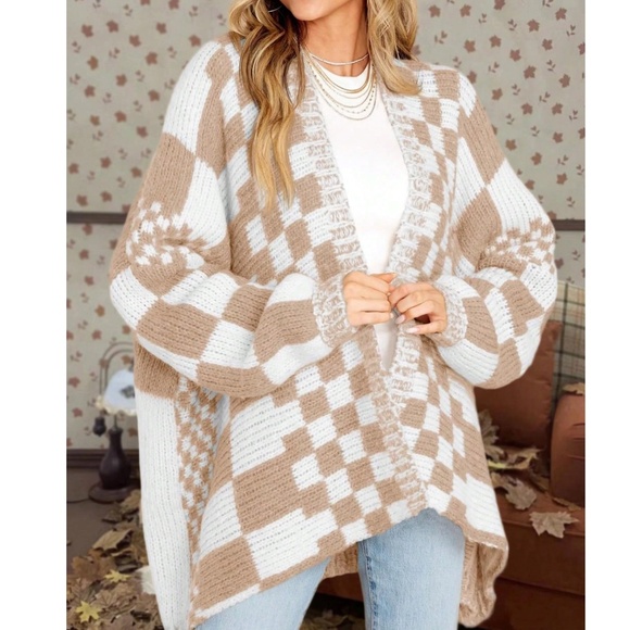 Cozy Buffalo Plaid Print Open Front Loose Fit Cardigan Sweater - Picture 7 of 9